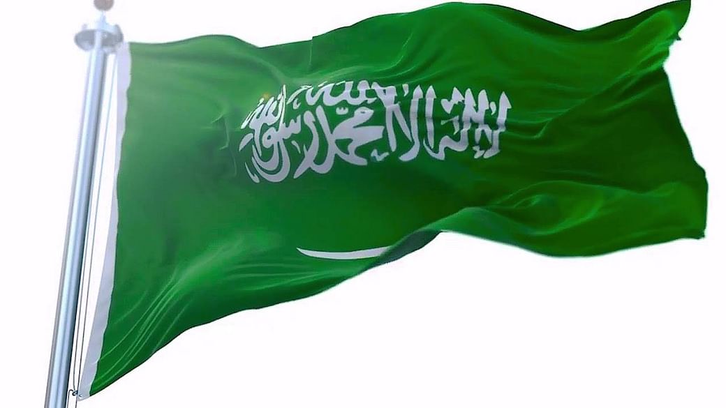 استشاري يفجر مفاجأة: هذا أكثر ما تطلبه النساء السعوديات داخل عيادات التجميل !!