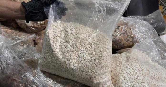 السعودية تحبط عملية تهريب أكثر من 3.5 مليون حبة كبتاغون كانت قادمة إلى ميناء جدة .. والمفاجئة في جنسية المتهم !
