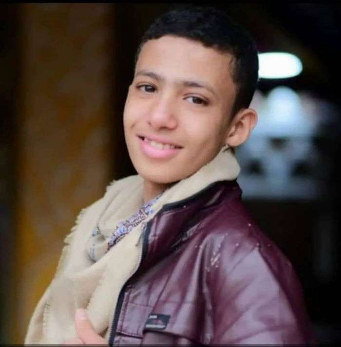 طفل يمني يقدم على قتل نفسه بعد عجز أسرته عن دفع رسوم دراسته وايجار المنزل