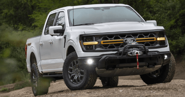 تحديثات جديدة لسيارة فورد F-150 2024 محدثة كليا الآن في السعودية 