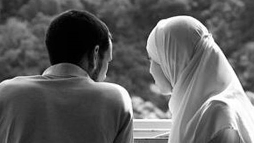 هذه الأسباب التي تجعل الرجل يكره زوجته ويبتعد عنها وينظر إلى غيرها .. توقفي عن فعلها فوراً