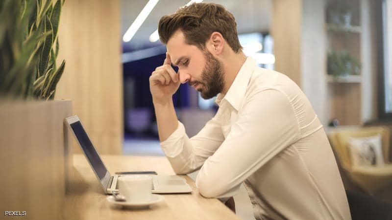 احذر .. 13 من العادات نرتكبها يوميا تدمر دماغك .. تعرف عليها وابتعد عنها فوراً !