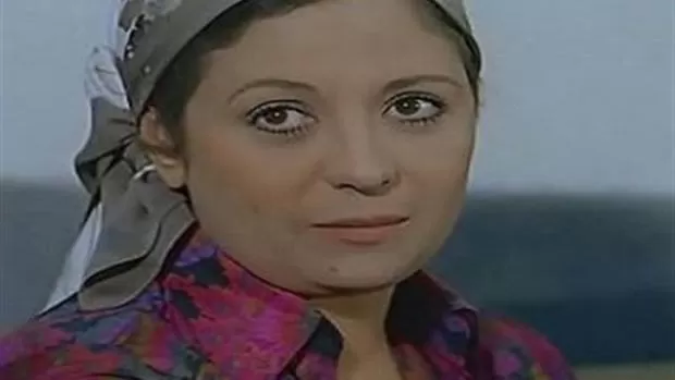 ليلة سقوط نجمة الرقص الشرقي.. قضية آداب دمرت مستقبلها الفني تماما وابنتها فنانة شهيرة جدا.. من هي؟ 