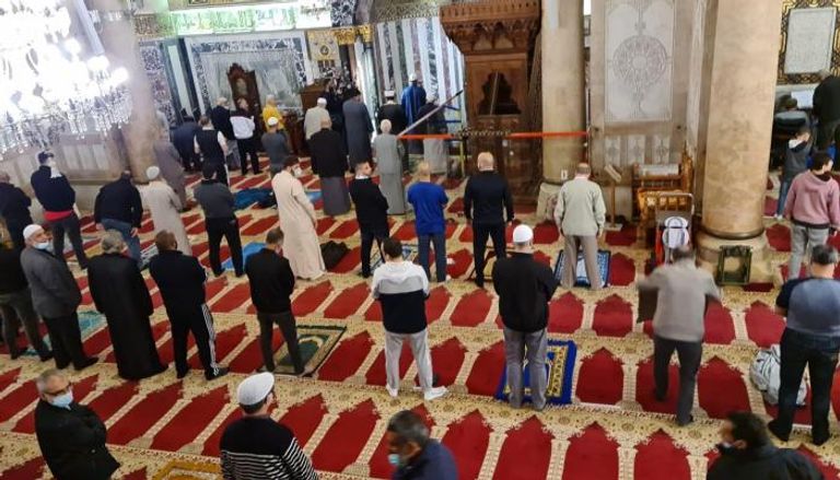 امام مسجد ذهب لصلاة الفجر واثناء العوده الى منزله حدثت الكارثة التي لا تخطر على البال !