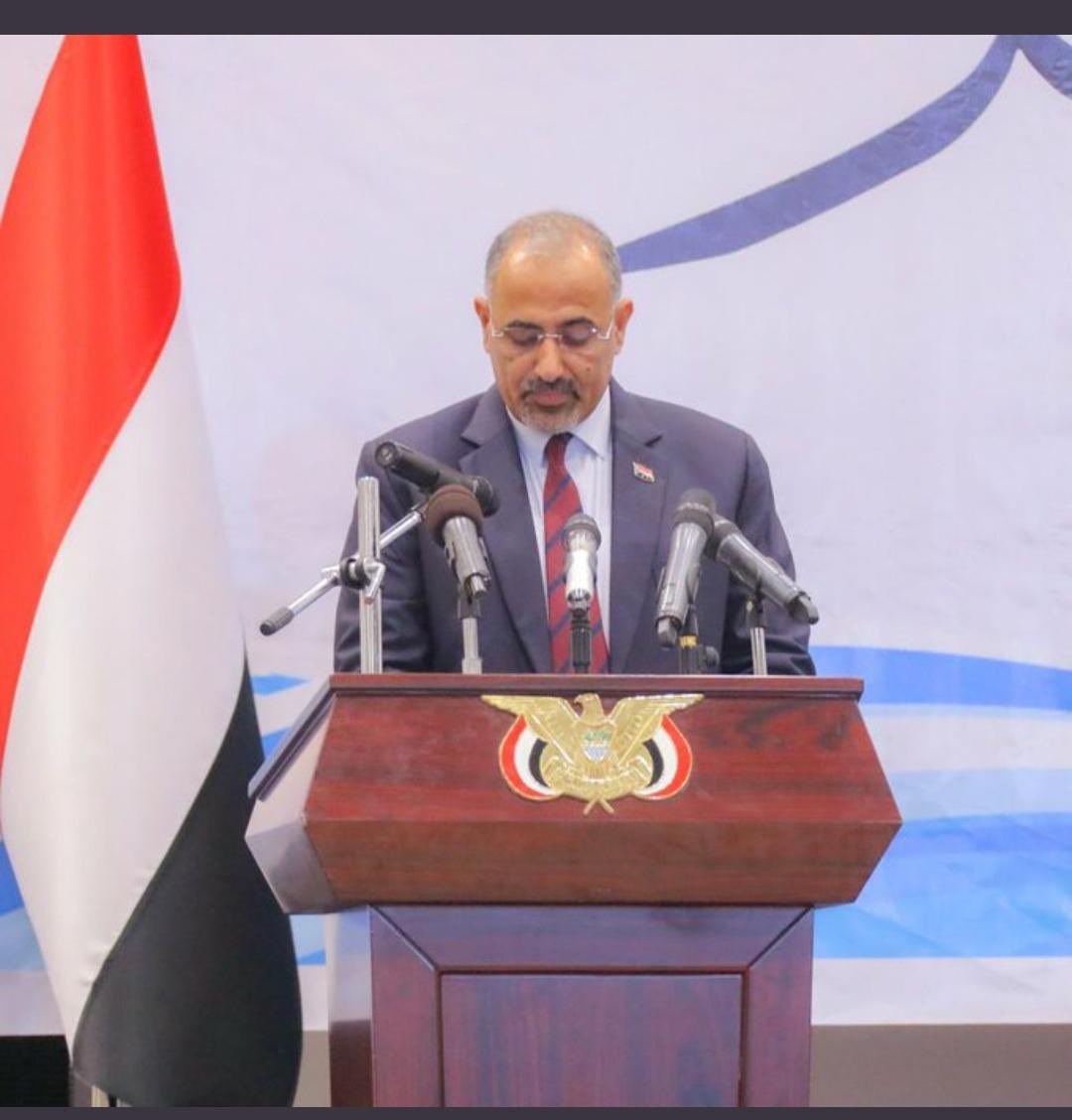 عيدروس الزبيدي يفاجئ الجميع بقيامة بهذا الأمر فور عزله من المجلس الرئاسي