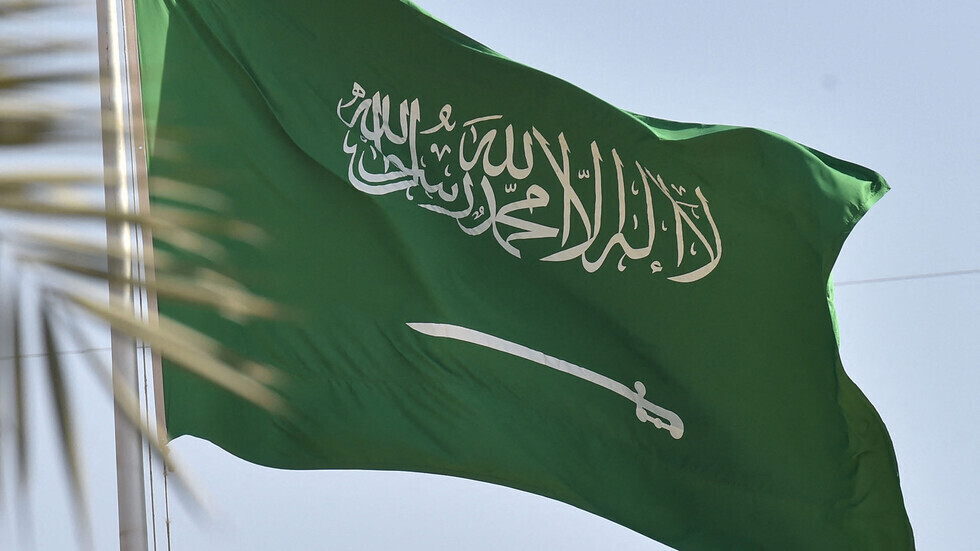 السعودية تعفي 6 فئات من الوافدين من رسوم المرافقين بشكل نهائي !