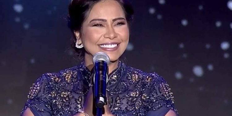 الفنانة شيرين عبد الوهاب تتقدم ببلاغ ضد أحد الأشخاص بعد استيلائه على قنواتها وصفحاتها الرسمية
