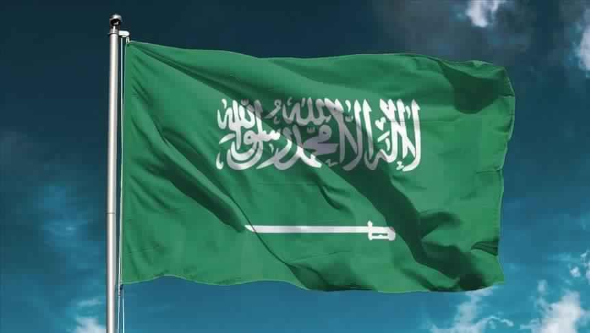 الجوازات تكشف عن عقاب صارم لصاحب العمل بالسجن والغرامة 100 ألف ريال وحرمانه من الاستقدام في حالة قيامه بهذا الإجراء مع العمالة..تفاصيل غير متوقعة