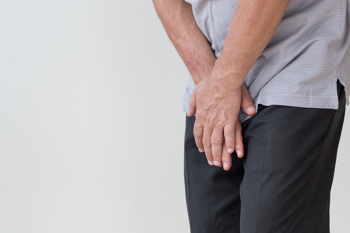 يجهله معظم الرجال ..وضع زيت الزيتون على هذه المنطقة الحساسة يتسبب بكارثة صحية مدمرة للعضو الذكري!