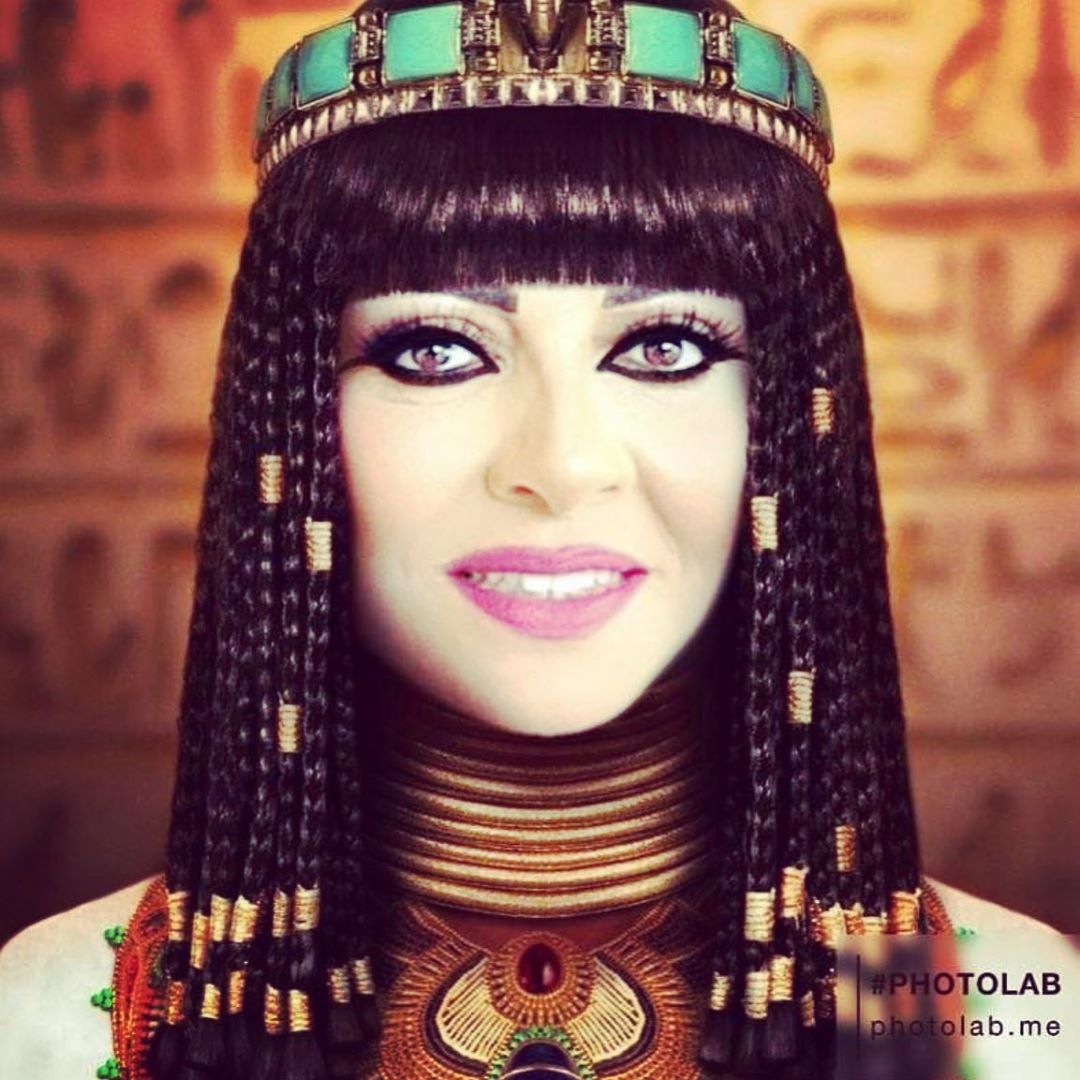 هالة صدقي