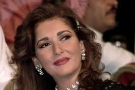 ظهور الفنانة المصرية آثار الحكيم بصورة صادمة أصبحت سمينة وملامحها تغيرت