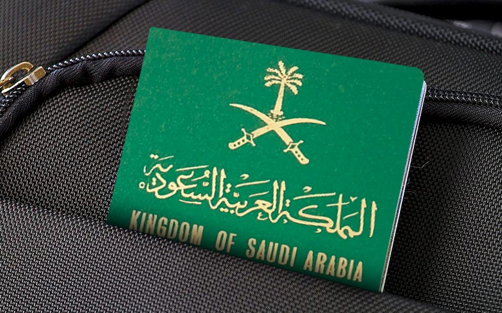 لأول مرة في تاريخ  المملكة .. القناة السعودية الرسمية تنشر مقطع فيديو اثار الجميع!.. ( صورة )