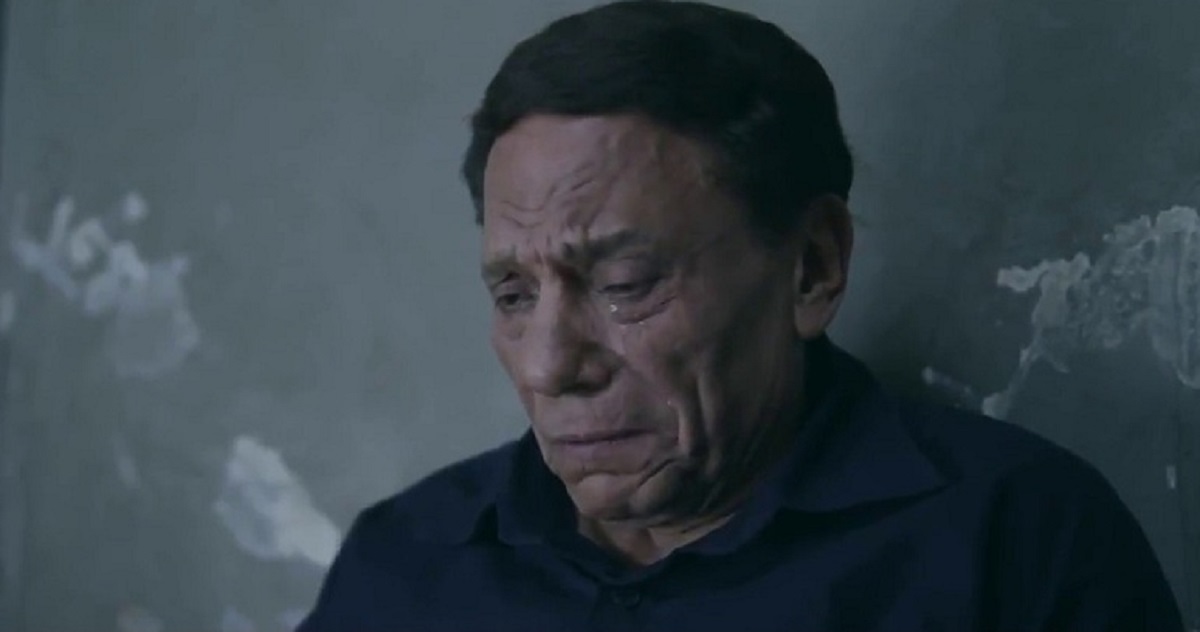 عادل إمام يبكي