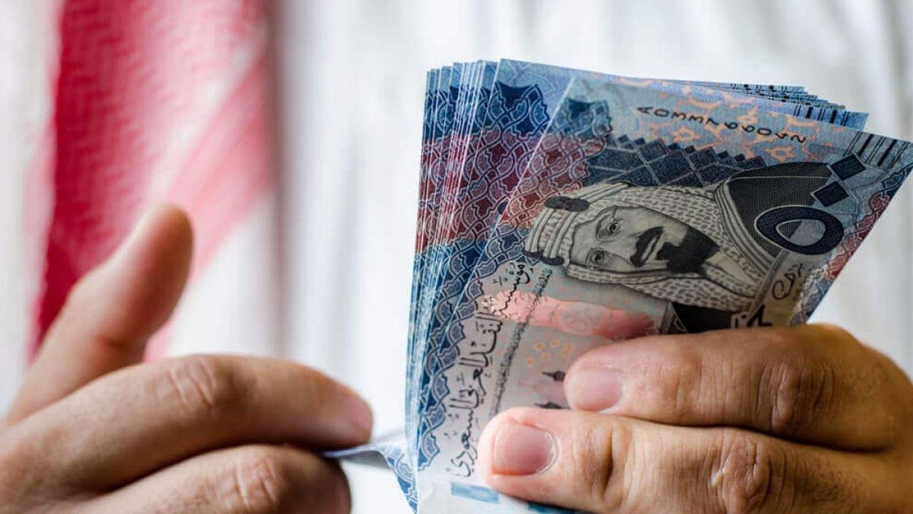 للاستغناء عن الكفيل..  إجراءات ميسرة وبسيطة تتاح لجميع المقيمين في هذه اللحظات  (تفاصيل سارة)