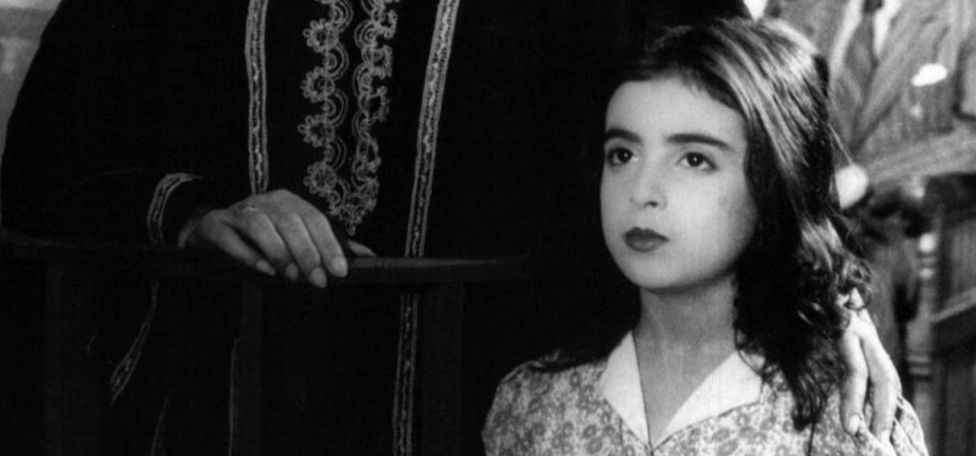 الفنانة الجميلة نجاة الصغيرة