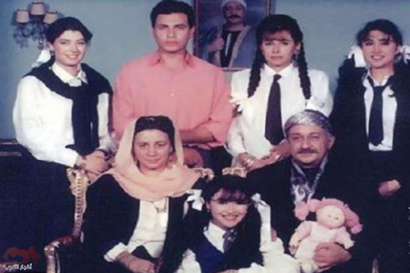 عائلة لن أعيش في جلباب أبي