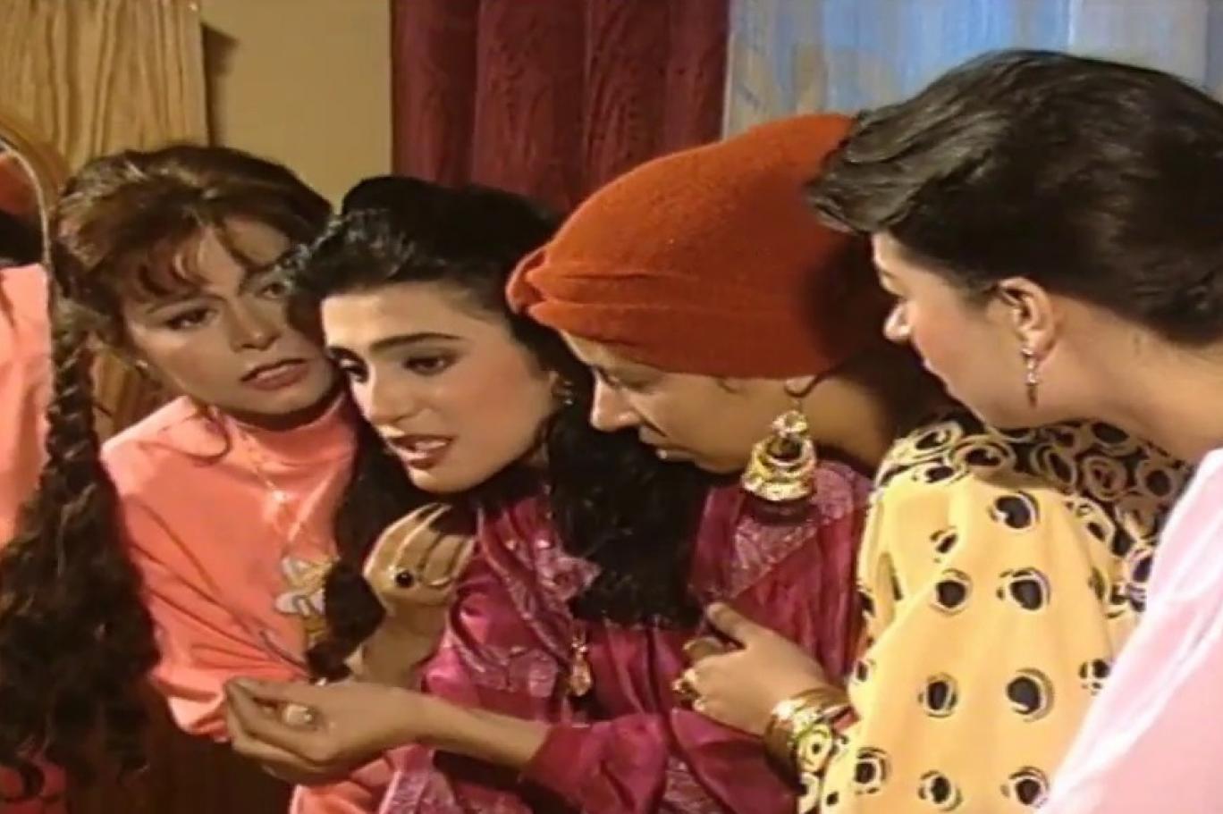 صورة من مسلسل لن اعيش في جلباب ابي