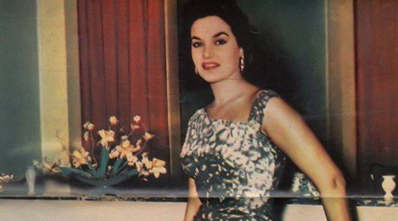 الفنانة  مديحة يسري