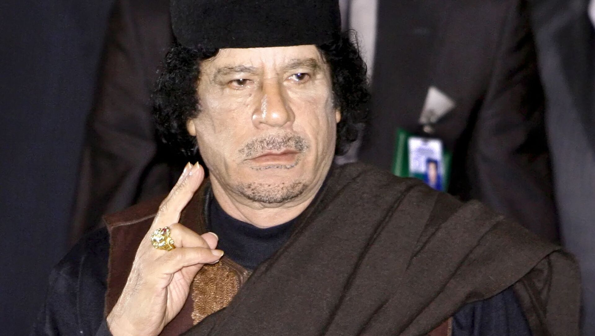 ثلاث ساعات من الأهوال تحكي مقتل الزعيم الليبي القذافي .. تفاصيل جديدة تخترق الصمت المريب