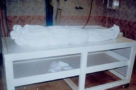 شاهد داعية يصدم الجميع ويكشف سبب مرعب يجعل الميت يفتح عينيه بعد خروج الروح