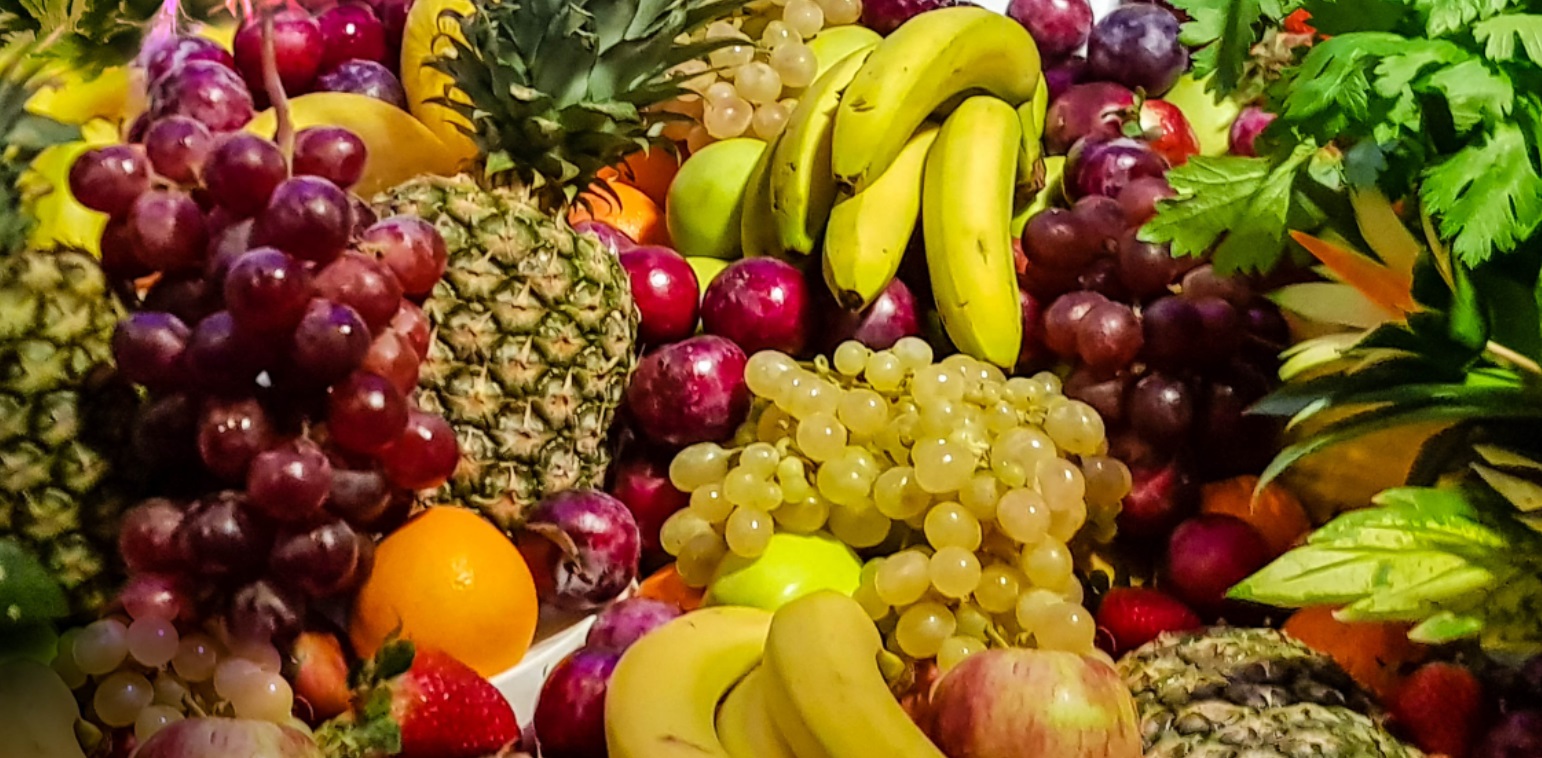 الفاكهة المحرمه.. حرمها  الله ونهى عنها النبي ﷺ لا زال الناس يتناولونها بكثرة؟ 