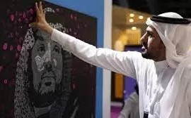 شاب سعودي يرسم صورة الأمير محمد بن سلمان ببصمات عشرين الف يد وهكذا كانت النتيجة الغير متوقعة !