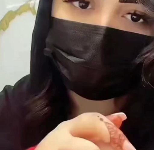 شاهد سعودية فائقة الجمال تظهر في وضع مخل وغير لائق والنهاية كارثية وصادمة؟