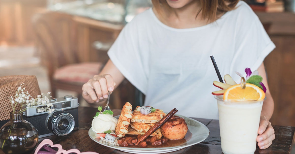 احذر شرب الماء مع تناول الحلوى 