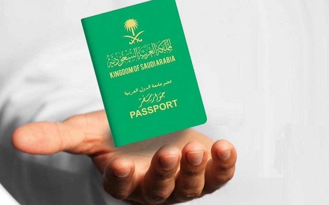الجوازات السعودية : تحذير عاجل لكل من يحمل تأشيرة زيارة في السعودية... تفاصيل!!