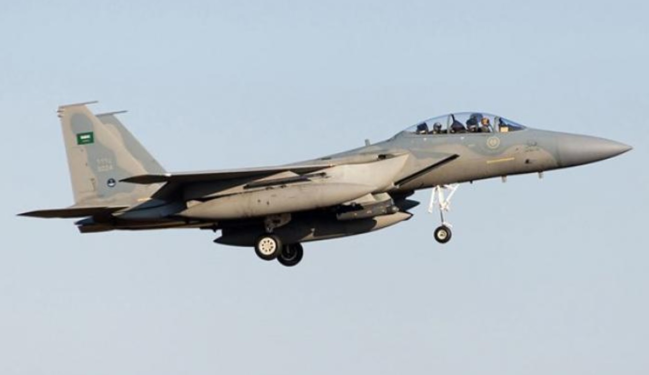 طيارة حربية سعودية