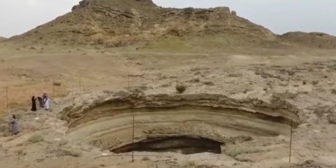 أسرار حكاية البئر الذي حذر النبي منه.. خرج أحدهم من داخله نصف جثة .. وعندما انزلوا الكاميرات كانت الصدمة ( شاهد صور)