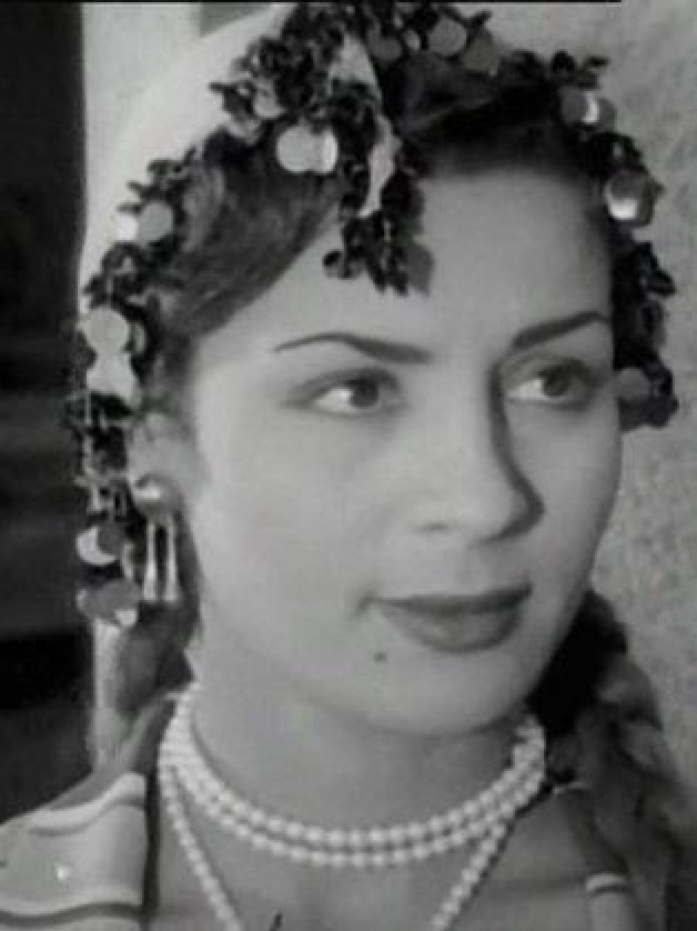 الفنانة حورية حسن