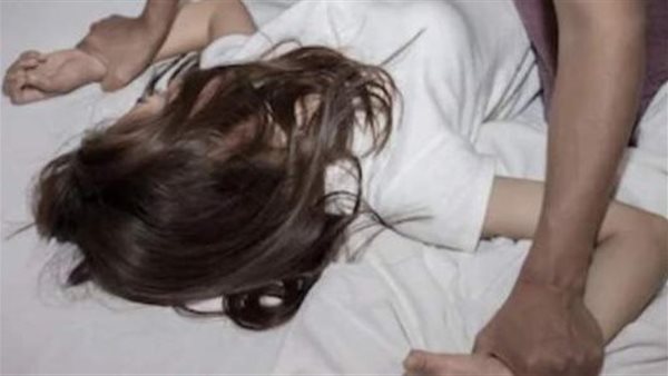 مشهد اغتصاب طفلة