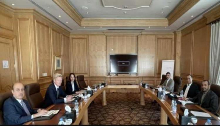 اليمن : البدء بتسليم المرتبات وتصدير النفط وفتح الطرق..المبعوث الأممي يفجر مفاجأة