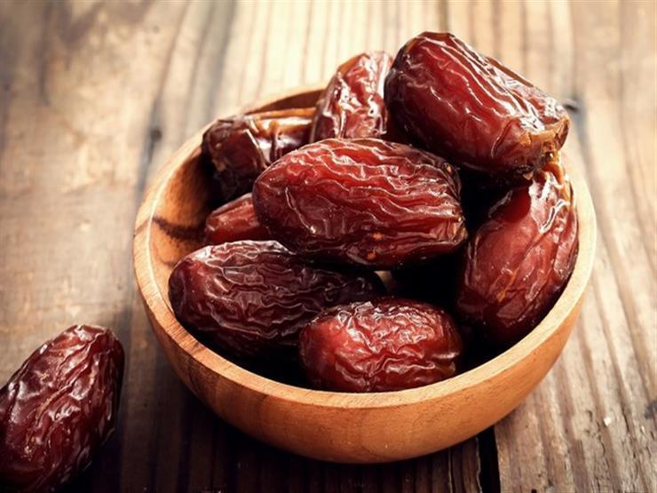 لن تصدق ماذا يحدث لجسمك عند الإفطار على ثلاث تمرات ؟