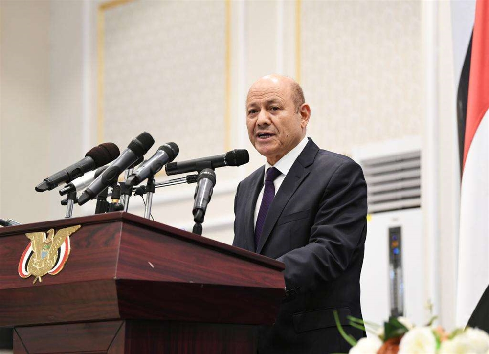 الرئيس العليمي يبوح ولأول مرة منذ تعيينه عن العضو في الرئاسة اليمنية الذي قد يجر الجميع لصراع خطير !