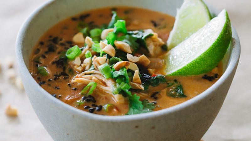 شوربة الدجاج والارز 