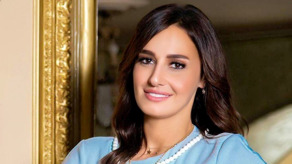حلا شيحة