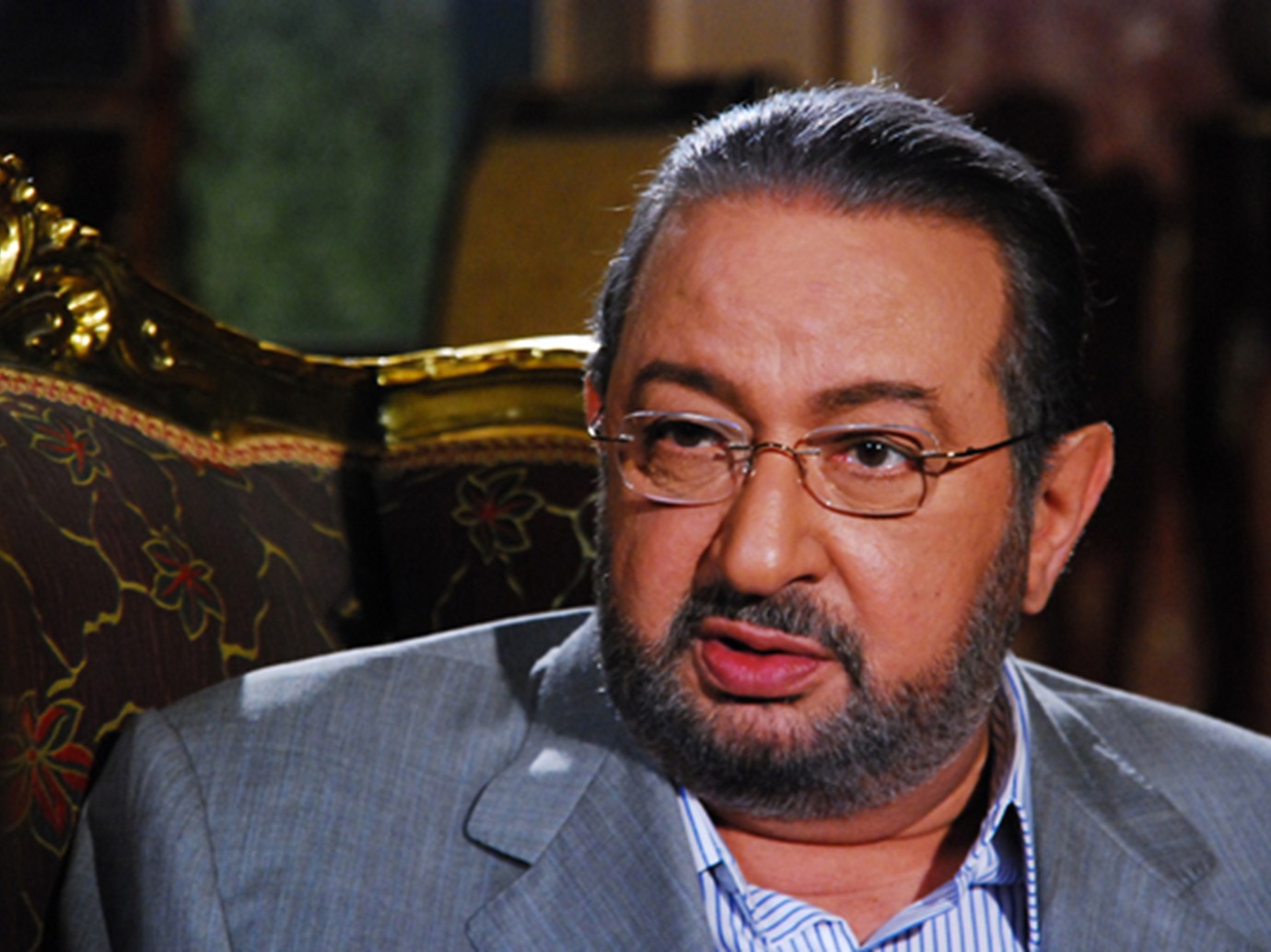 مفاجأة فنية مدوية: بعد سنوات من رحيله جواز سفر نور الشريف يكشف مفاجأت عن ديانته وإسمه الحقيقي! (شاهد)