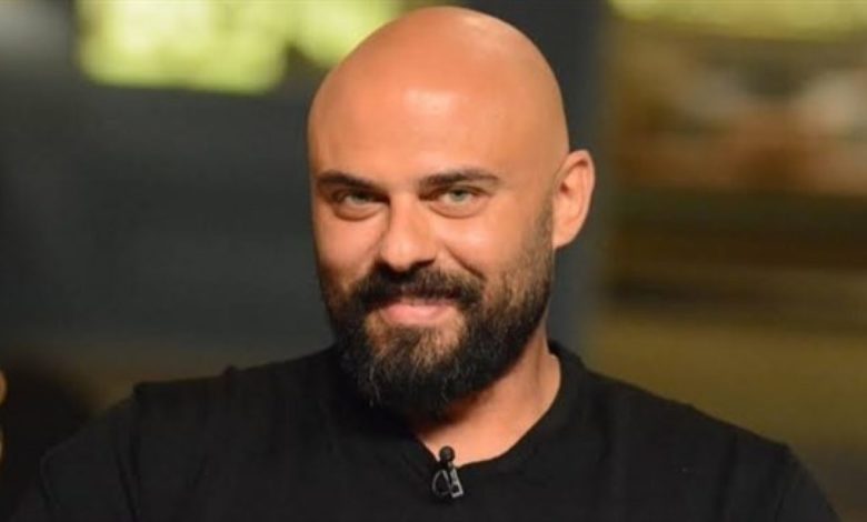 الفنان أحمد صلاح