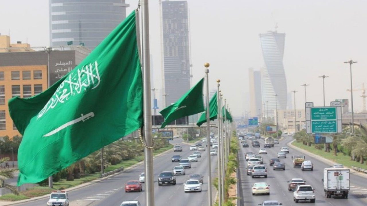 لا هروب بعد اليلة.. السعودية تكشف عن تقنية جديدة لضبط الوافدين المخالفين لأنظمة الإقامة