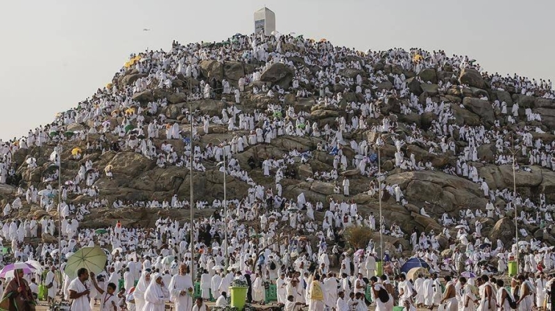 دولة عربية تكشف بالدليل الفلكي موعد وقفة عرفات وعيد الأضحى..ليست السعودية؟