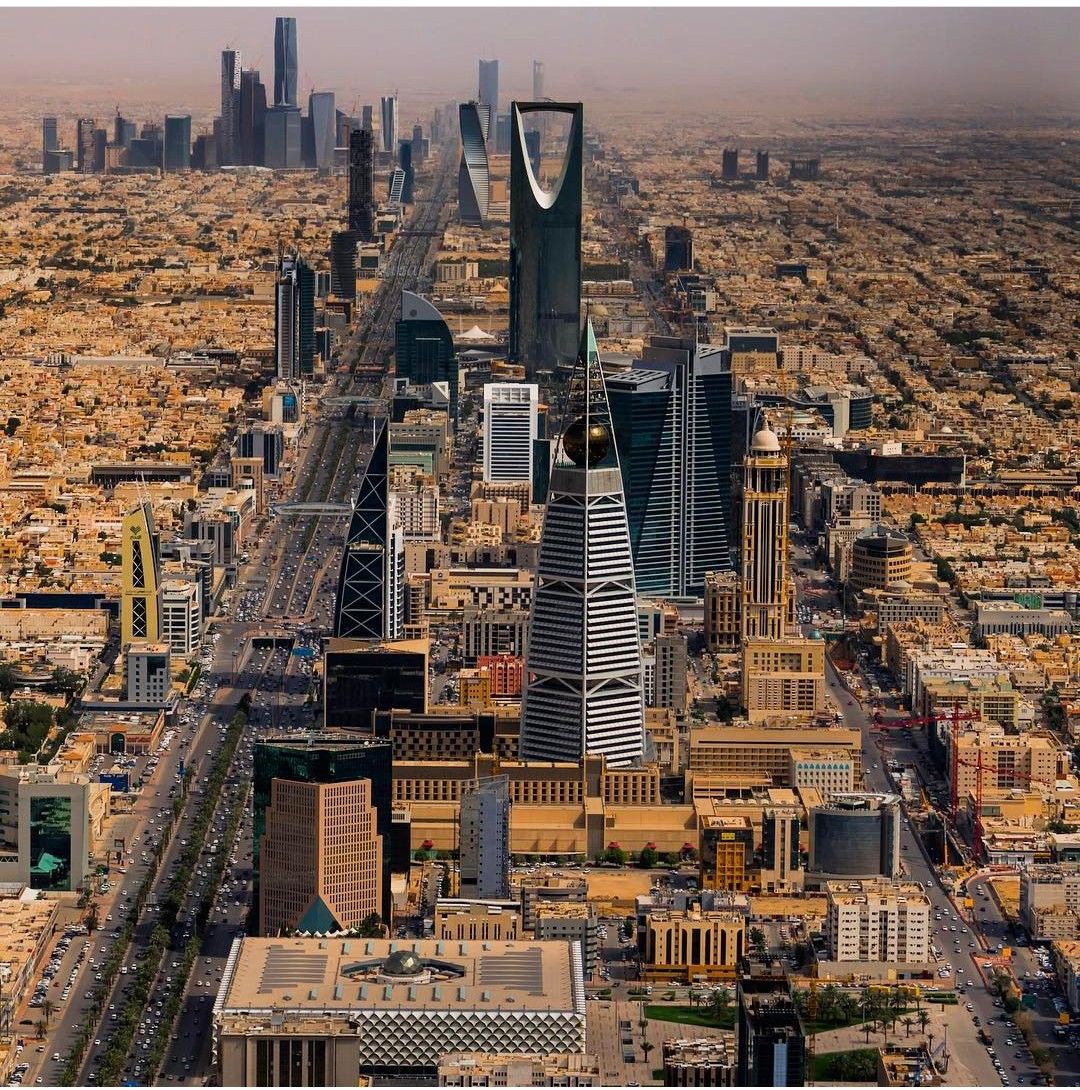لأول مرة في التاريخ..السعودية تقررإعفاء المقيمين من شروط السعودة في هذه المناطق وفرحة عارمة للمغتربين!!