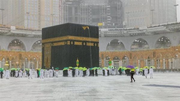 مشهد يخطف القلوب لن تصدق كيف ظهرت مكة المكرمة من الفضاء شاهد