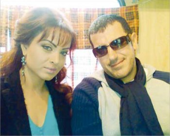 فائق حسن مع زوجته الأولى